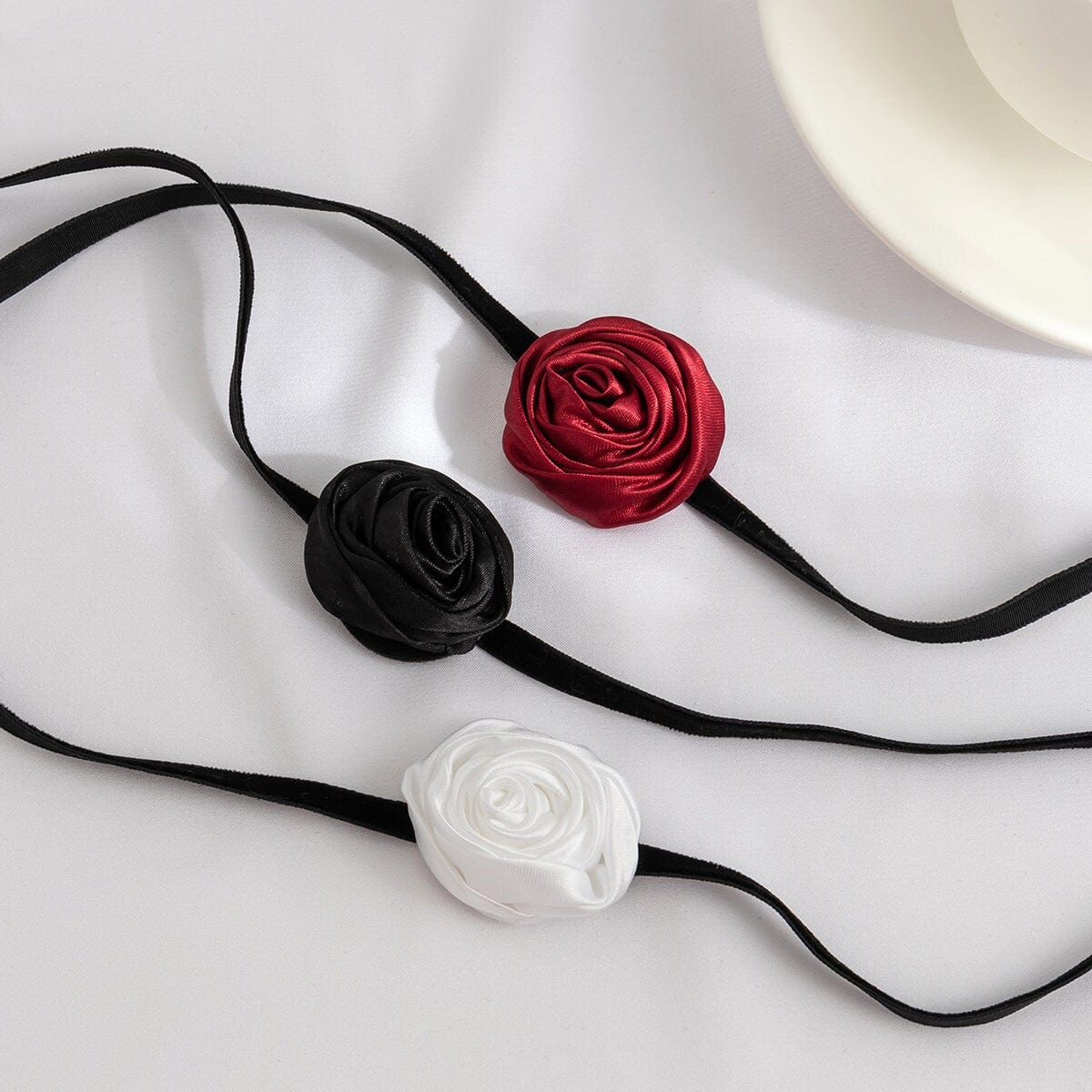 Chic Satin Flower Velvet Collar Choker