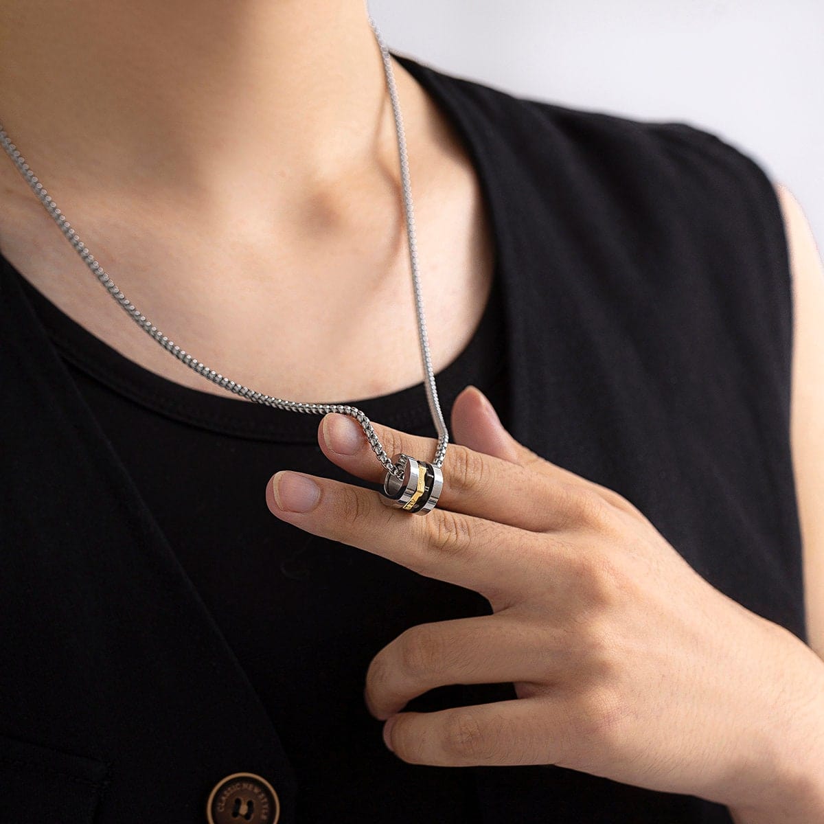Chic Stainless Steel Metallic Charm Sweater Chain Necklace